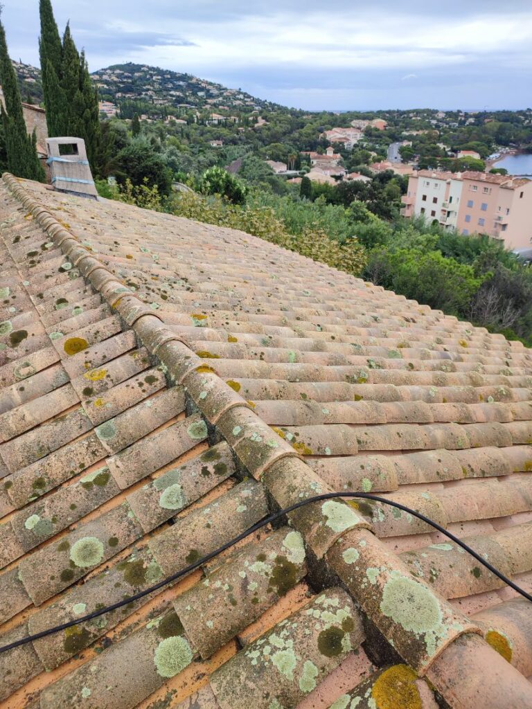 Toit sale Frejus